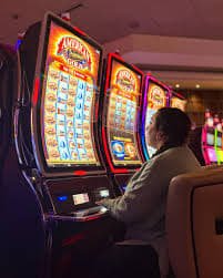 Weekend mobile gaming plan for 12 Baje adults in Bangladesh
